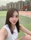 白云运动型韩系美女